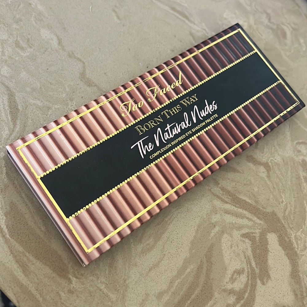Too Faced Eye Shadow Palette